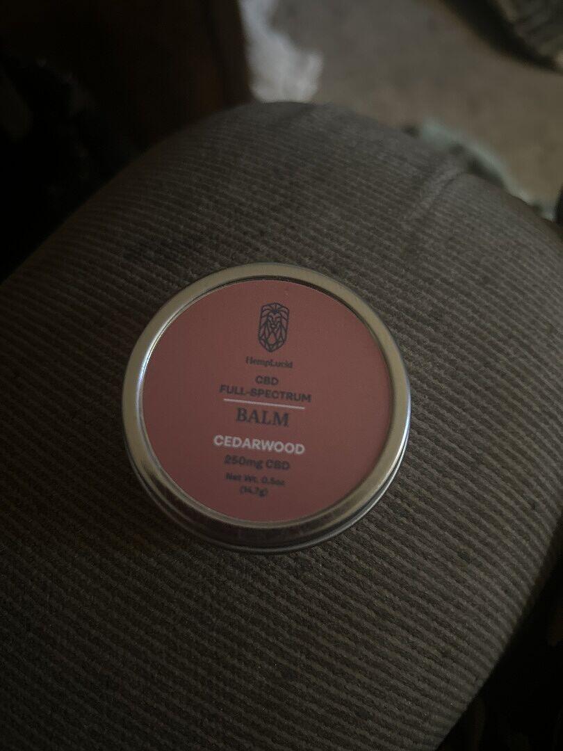 Hemplucid Topicals baume corps CBD cèdre spectre complet