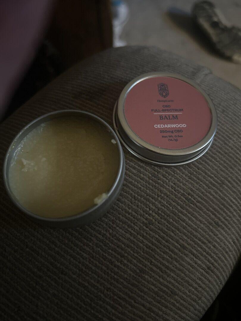 Hemplucid Topicals baume corps CBD cèdre spectre complet